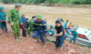 Sạt lở ở Bắc Hà 5 người chết, 13 người mất tích